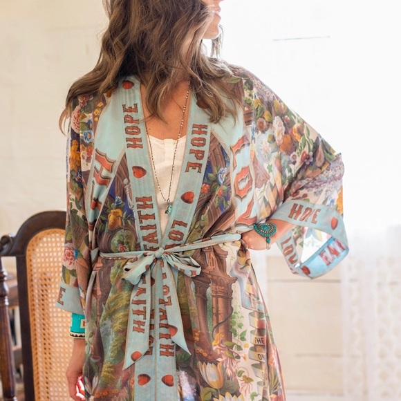 Love Language Printed Long Duster Bamboo Kimono Robe - Picture 4 of 9